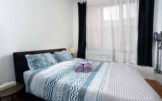 Charming Quiet Studio Right Off Central Park West - photo 3