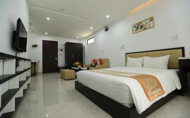 Tourane Beachside Apartment - photo 4