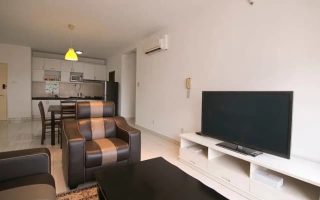 Comfy 3BR Home With Klcc View - photo 4