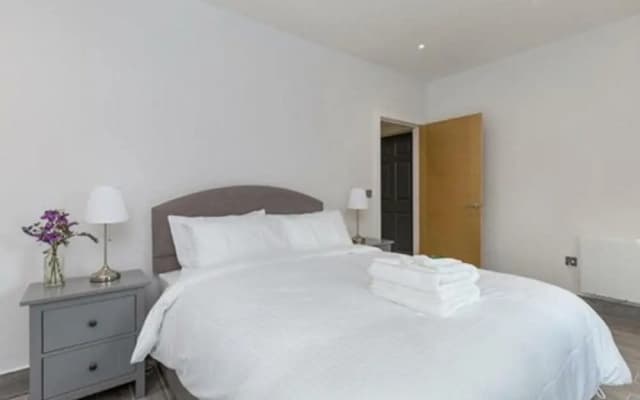 The Lion Gate Apartments - photo 4