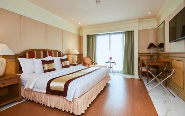 The Royal City Hotel - photo 3