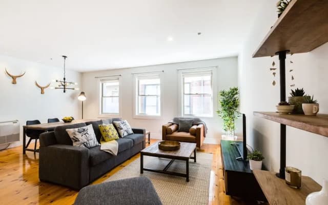 AERIN, 2BDR Melbourne Apartment - photo 5