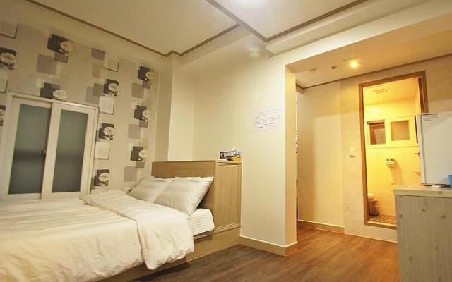 Eel Guest House - photo 3
