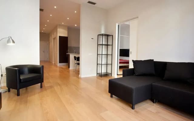 Spacious and Modern Apartment - photo 4