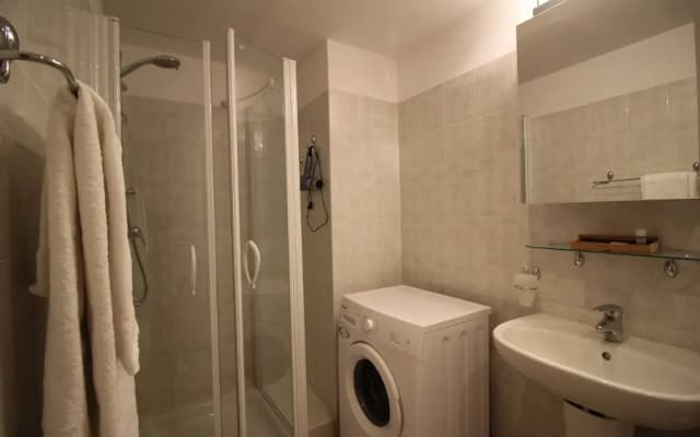 Nice Booking - FRANCE Carré d'Or - Plage - photo 5