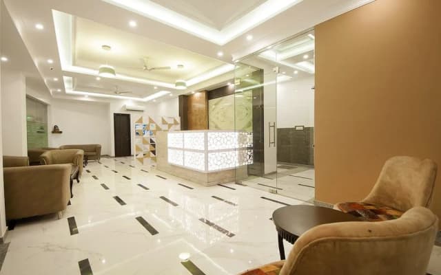 Hotel Almora - photo 2