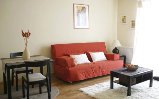 Central Passage Apartments by Vagabond - photo 2