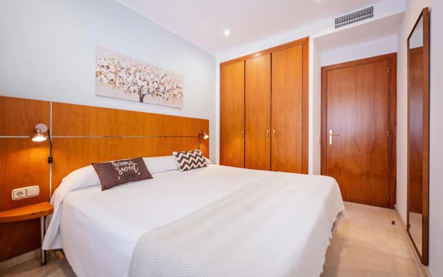 Marina Apartments - photo 3