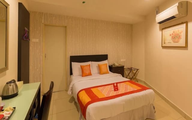 OYO 175 Lotus Hotel - photo 5