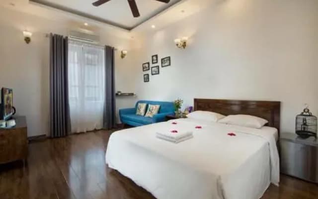 Vietnam Cheers Hostel - photo 3