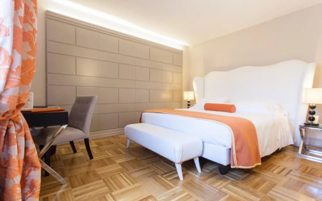 Hotel Number Nine - photo 4