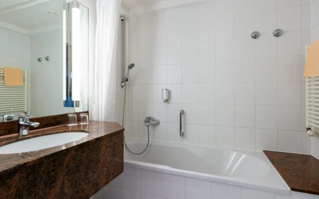 Schlosspark-Hotel - photo 5