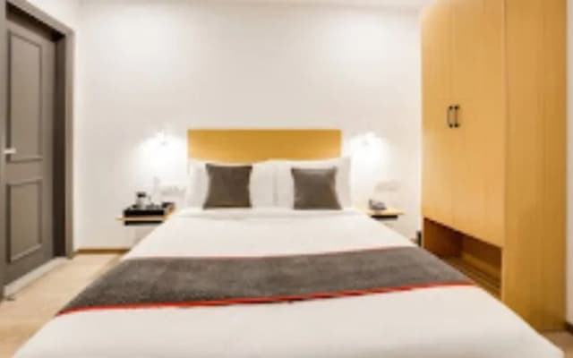 Qotel 007 Anand Vihar - photo 5