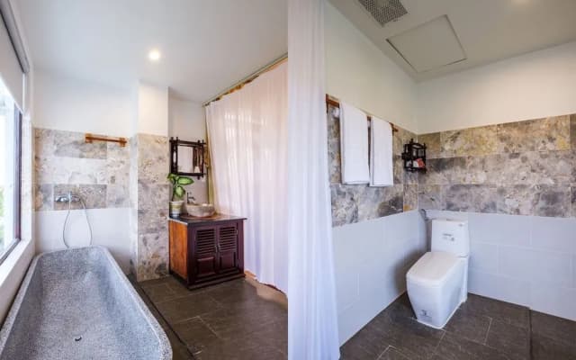 OYO 121 Nipa Riverside Villa - photo 3