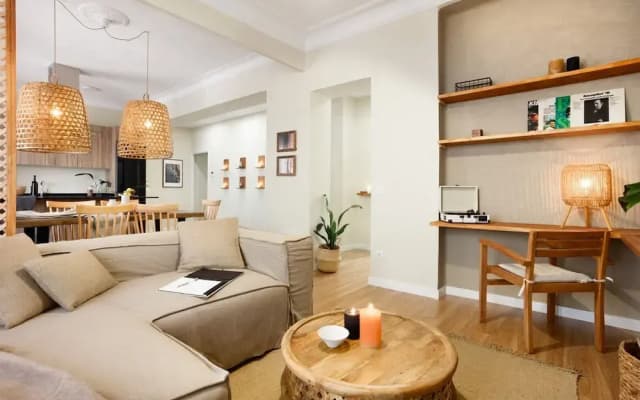 Rupat - 3 Bedrooms in Trafalgar - photo 2