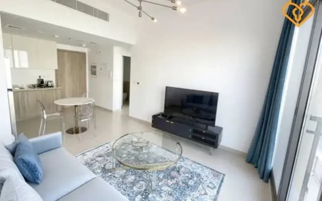 Una Modern Studio Town Square - photo 2
