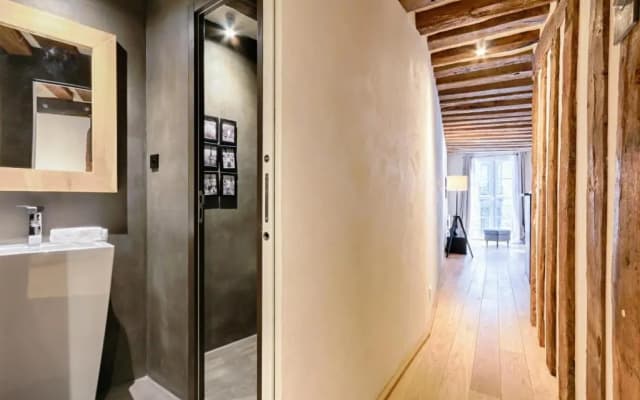 Outstanding Luxury Flat 4P-Boulevard Saint Germain - photo 2