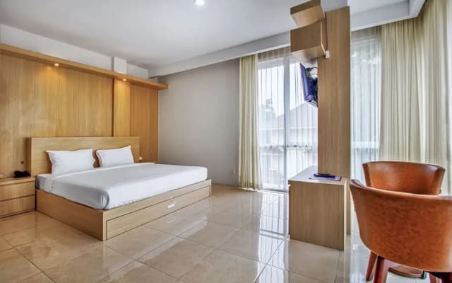 D Padmaya Residence - photo 3