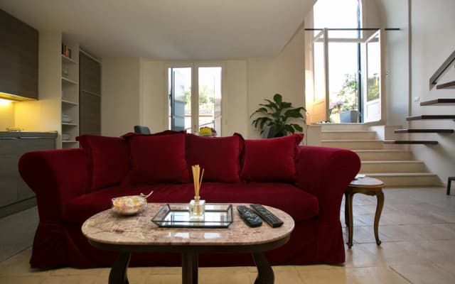 Your Prestigious Penthouse at the Spanish Steps - photo 5