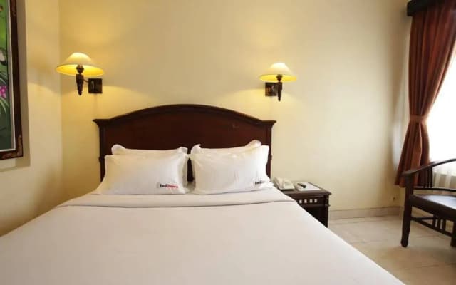 RedDoorz @ Raya Pantai Kuta - photo 3