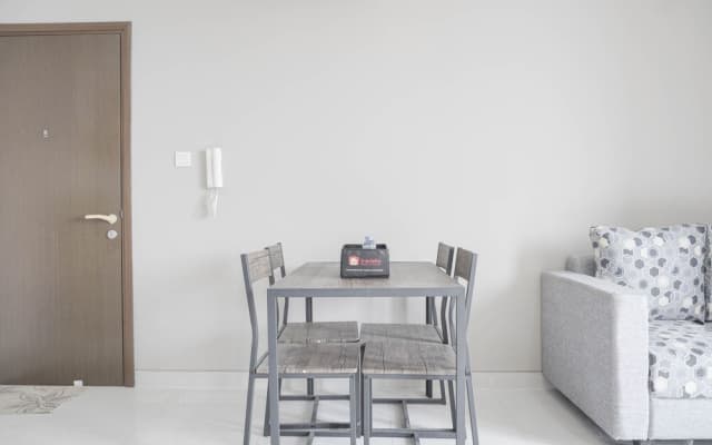 Nice And Fancy 1Br At Ciputra International Apartment - photo 5
