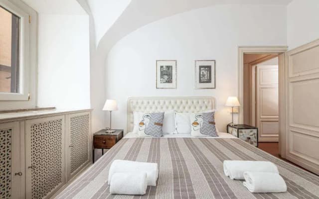 Diana in Pantheon Apartment - photo 2