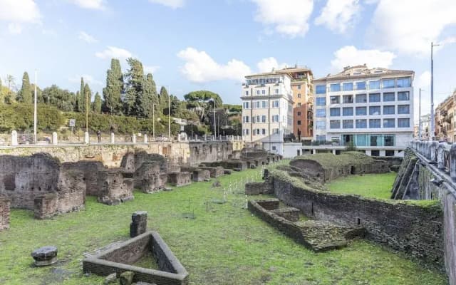 Sonder at Colosseum Cloisters - photo 4