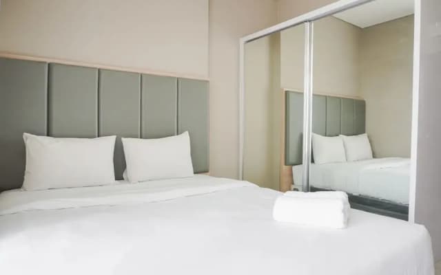 Minimalist and Comfort Studio at Ciputra International Apartment - photo 2