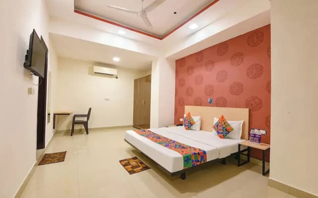 Fabhotel Blue Stone - photo 3