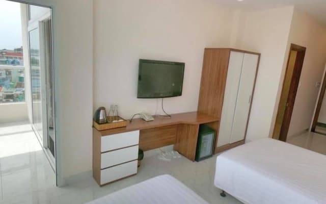 Cliff Hotel - photo 2
