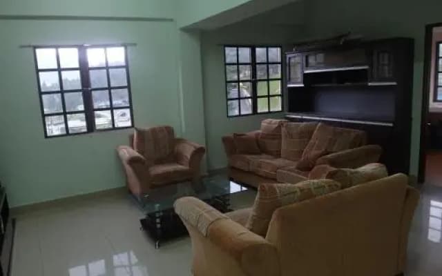 Jarzmin 3 Rooms Apartment - photo 5