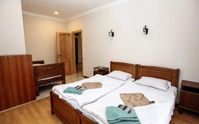 3 Bedroom Apartment near Vake Park - photo 5
