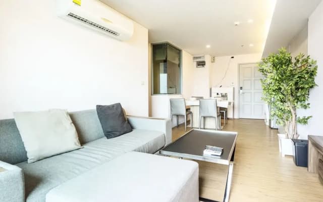 Siamese Nang Linchee By Favstay Apartments - photo 4