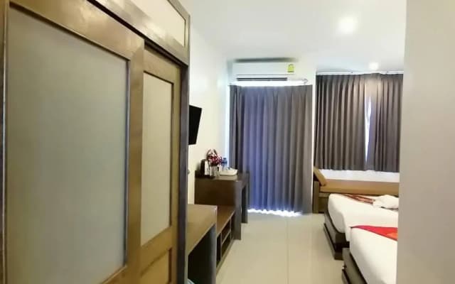 NJ Patong Hotel - photo 5