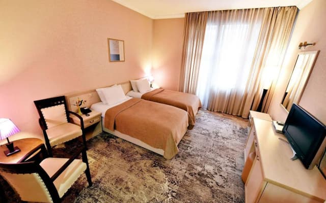 Hotel Sharden - photo 4