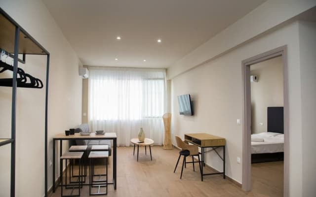 Stoa Luxury Apartment - photo 3