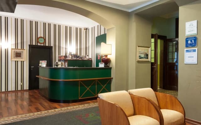 Hotel Mala Strana - photo 2