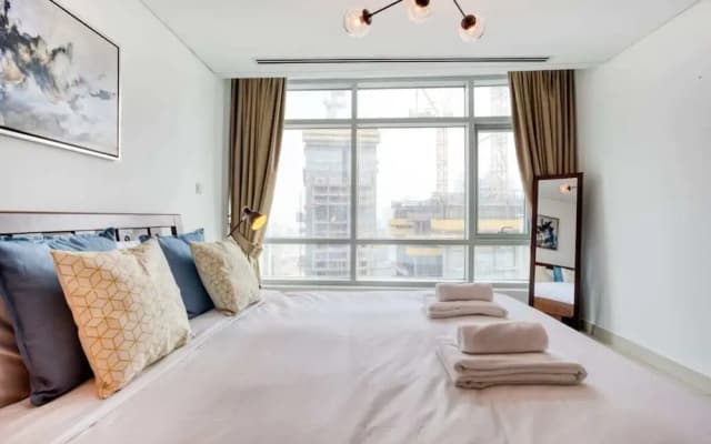 Bright Apartment, Steps Away to Burj Khalifa - photo 4