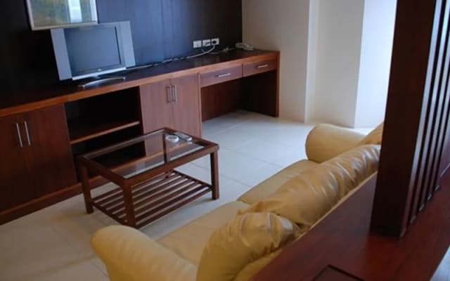 The Pier Apartment Phuket - photo 4