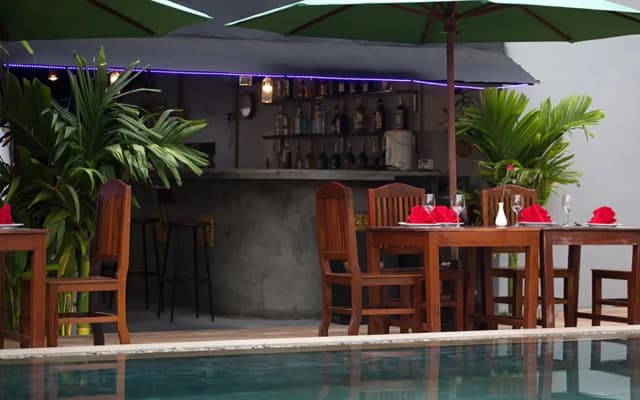 Lilly Holiday Hotel - photo 4