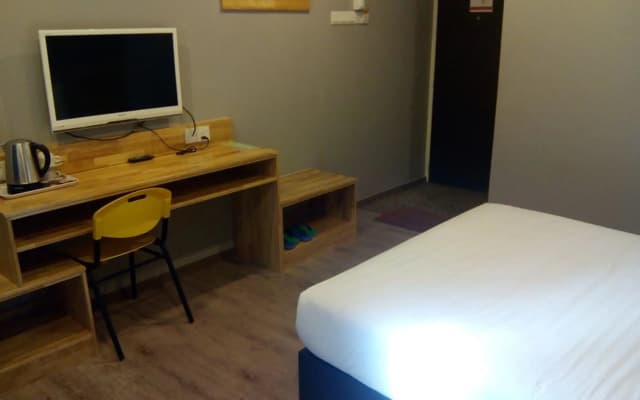 Hotel Suria 18 - photo 5