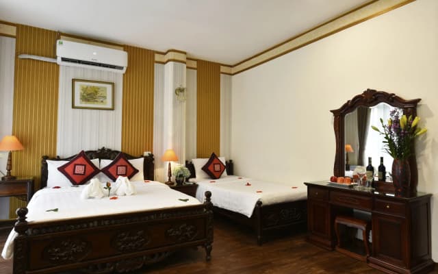 Ibiz City Hostel - photo 2