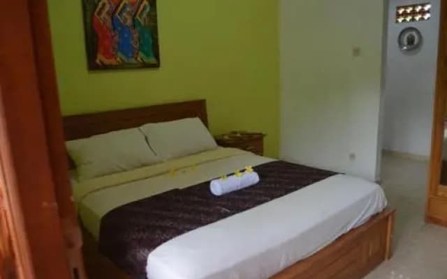 Made Roejas Homestay - photo 3