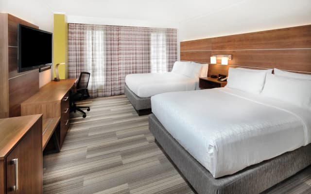 Holiday Inn Express and Suites Fisherman's Wharf by IHG - photo 4