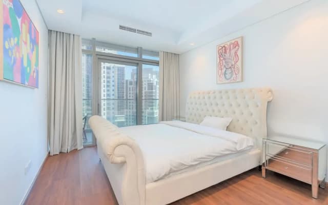 Luxurious 2B With Burj Views in Business Bay - photo 2