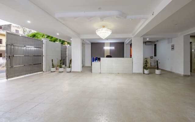 Yashobhoomi Suites near Yashobhoomi Convention Centre - photo 4