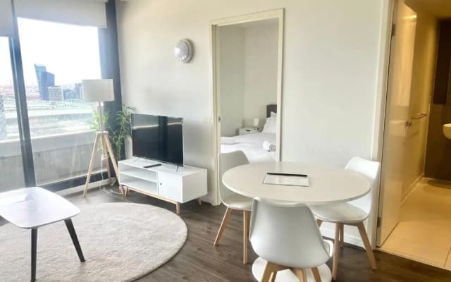 ReadySet Apartments on Spencer - photo 4