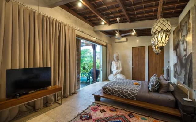 The Villa Batik - photo 2