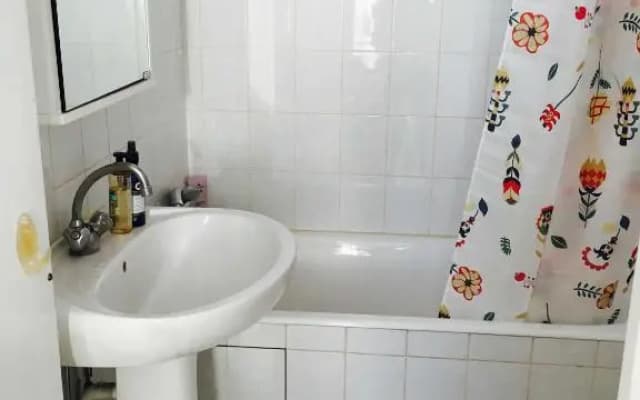 Best located flat in Saint-Germain-des-Prés - photo 4