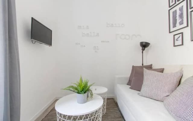 Compact and charming studio Porta Venezia - photo 3